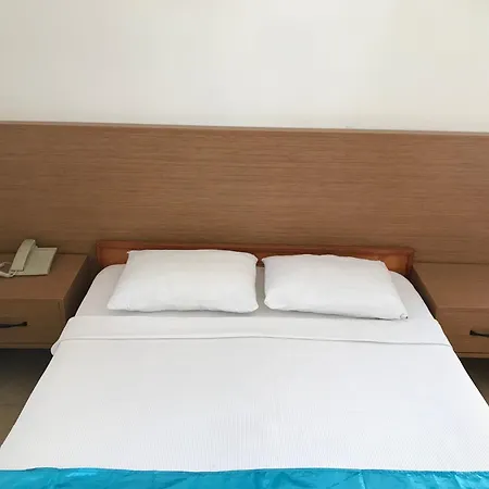 Ali Baba Отель 2*